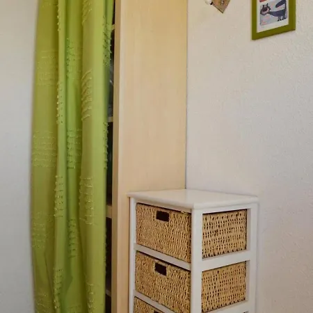 : 2 Chambres, Balcon, Ascenseur - Fr-1-229b-90 아파트 나르본